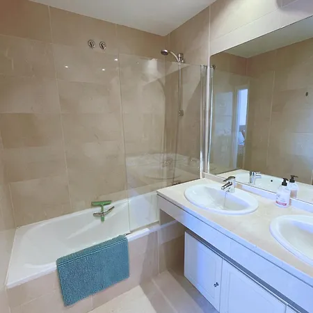 El Bosque De La Mairena Penthouse Appartement *